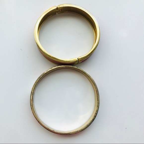 Bracelets - Picture 3 of 8